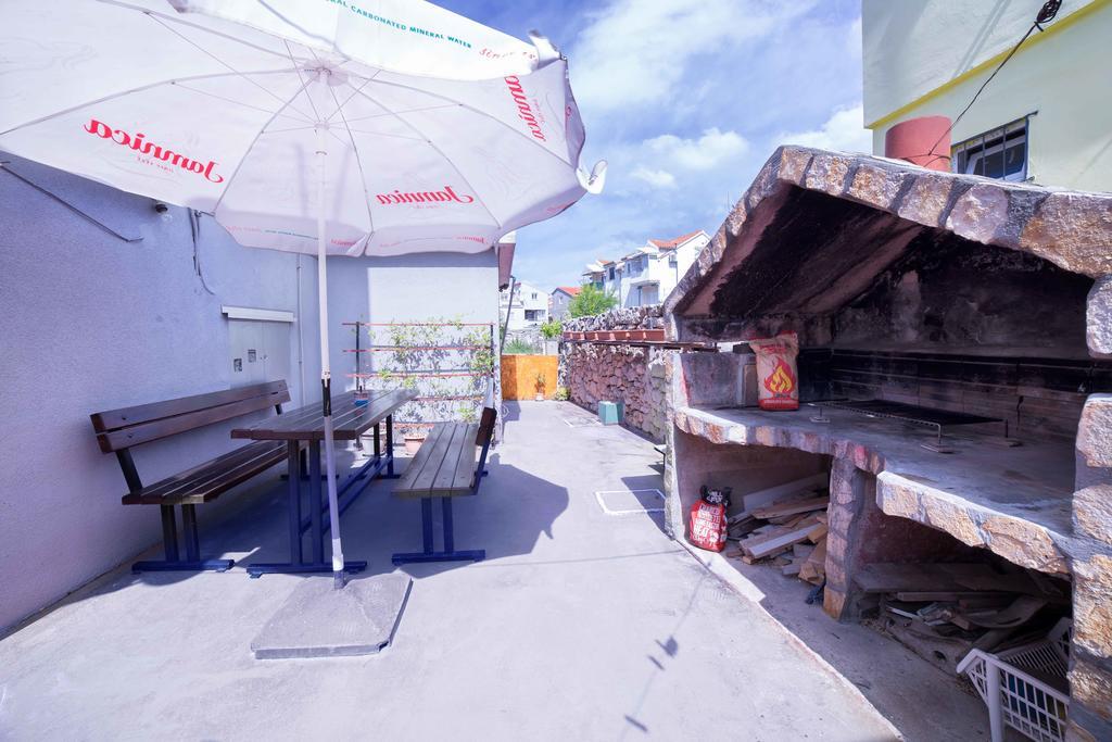 Apartment Mika Vodice Ngoại thất bức ảnh